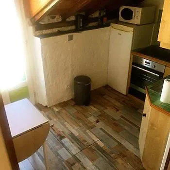 Apartment 200 Metres -cote Des Basques-, *