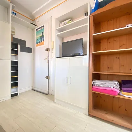Apartment 200 Metres -cote Des Basques-,