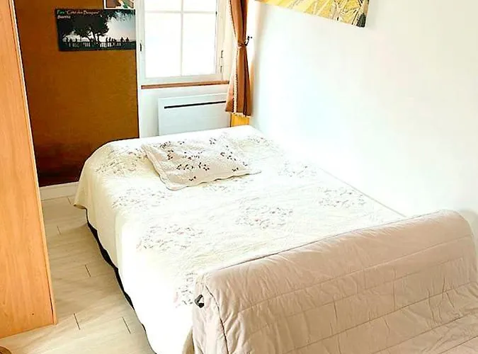 200 Metres -cote Des Basques-, דירה *